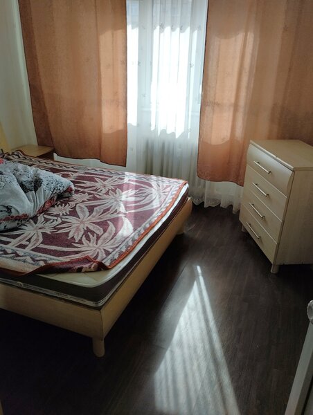 Drumul Taberei, Ghencea, str. Garleni, metrou Favorit, ac, tv